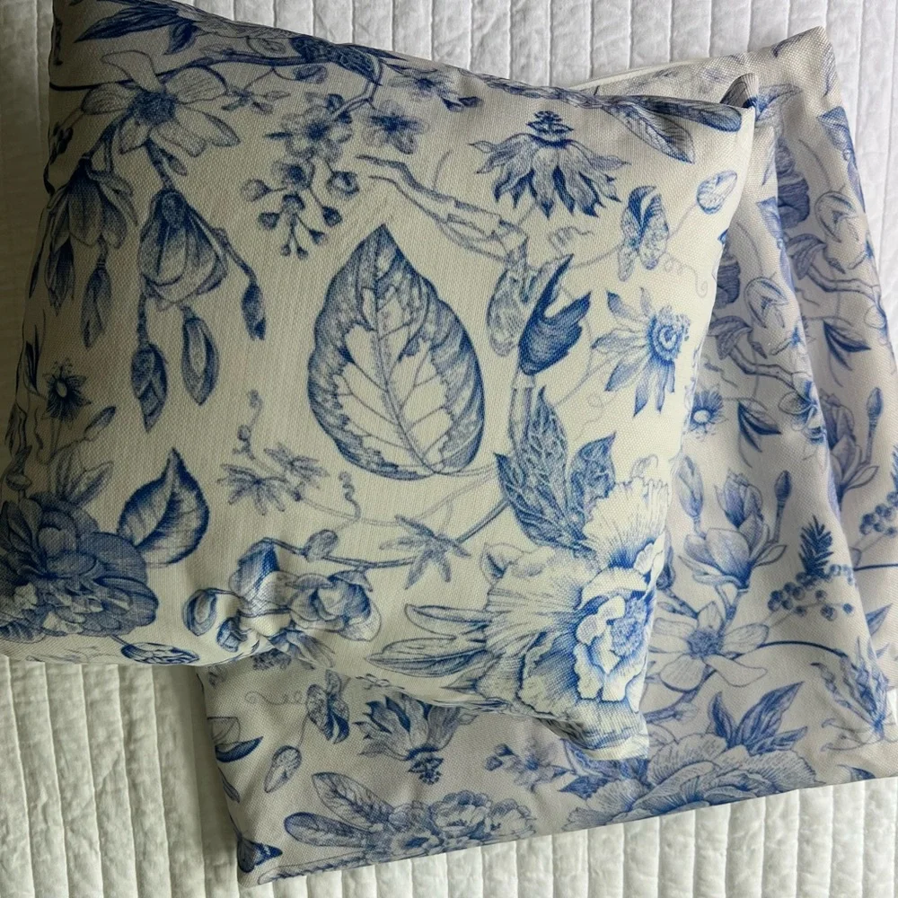 3 -16x16 Floral Blue and White Pillow Case - Picture 3 of 4
